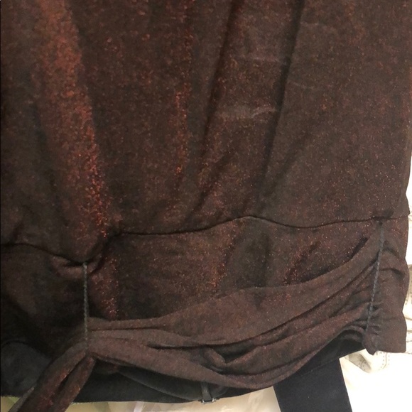 Cache black & shimmer red halter top w tie - Picture 3 of 3